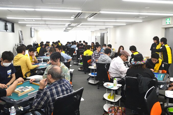 TEAM雷電、初のファンミーティング　萩原聖人「来期は必ずやってやります！」／麻雀・Mリーグ 2枚目