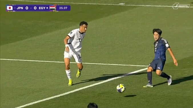 【U-20W杯】日本代表10番の“絶品ノールックパス”に騒然！「技術の高さよ」「攻撃のスイッチを入れた」大関友翔が先制点を演出した瞬間 5枚目