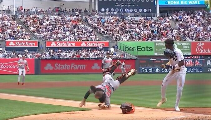 【写真・画像】球場騒然！ 大谷翔平、速球で“まさかの展開”「怖すぎ」「バケモノかよ」抑えめなのに… ほぼ160キロの剛速球を投げてしまう「まだ調整段階なのに」　1枚目