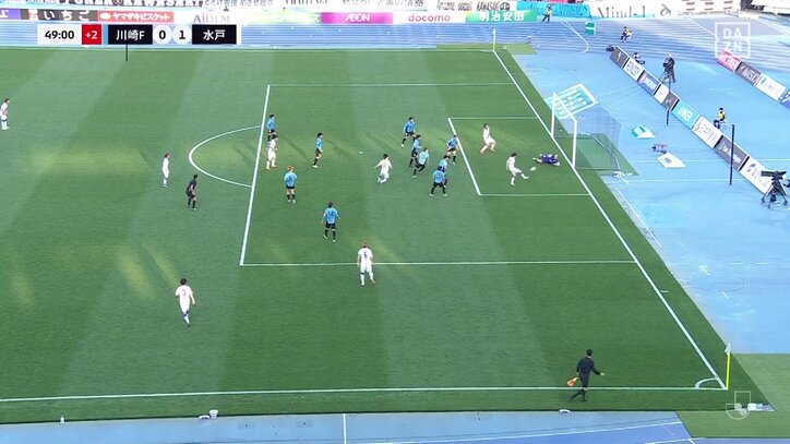 【画像】VARで判明！「踵」が僅かに出ていた瞬間