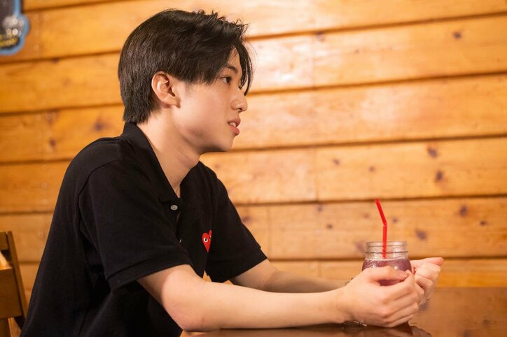 鬼モテ女子まじゅ、彼女＆彼氏感溢れる写真を男子と撮影し合う『恋ステ 2022秋 ～Honey Soda Story～』#2