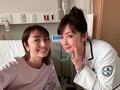  矢田亜希子、妊婦役の姿での斉藤由貴との2ショットを公開「ご一緒できて嬉しかった」 