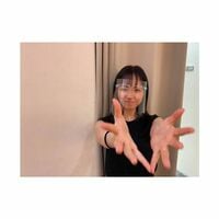 「気分だけでも、、、」今泉佑唯、笑顔の握手会風ショットに反響