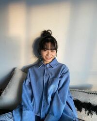 「可愛いすぎて気絶しちゃいそう」「天使ですか？」莉子、お団子ヘアのスマイルショットに絶賛の声