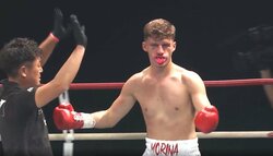 「ボブ・サップやん」「バケモンきた」未知の強豪、“無敗”ファイターを衝撃KO 「何で止めた？」敗者は不服も「そりゃ止める」納得の声