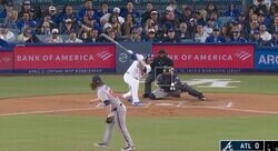 イチロー級だった！ ド軍の一発男・マンシーに“ドン引き”「これはスゴい」 驚愕の数字… 解説者ビックリの“粘りの打撃”