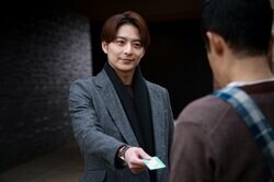 元同級生の妻を誘惑&不倫…顔面フル整形の変態間男・小池徹平の過去が明らかに『離婚しない男』