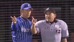 一体、何が起こった？ DeNA・三浦監督と楽天・石井監督が混乱… 物議を醸した“謎ジャッジ”をNPB元審判員が解説　選手がやりがちなセルフジャッジは危険？