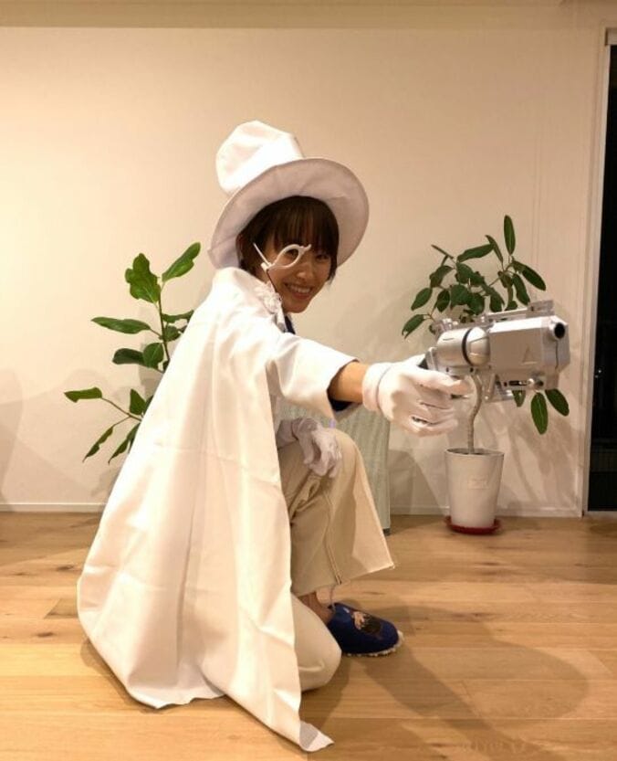 あべこうじ、妻・高橋愛と楽しんだコスプレ「みんなの言いたいことはわかる」 1枚目