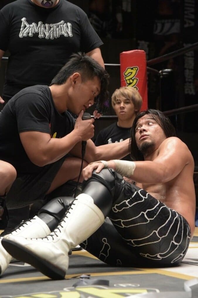 賞金100万円は「おっパブで使う」！“ヴィラン”DDT王者・佐々木大輔、初防衛　V2戦は1.3「マジ卍超」 3枚目