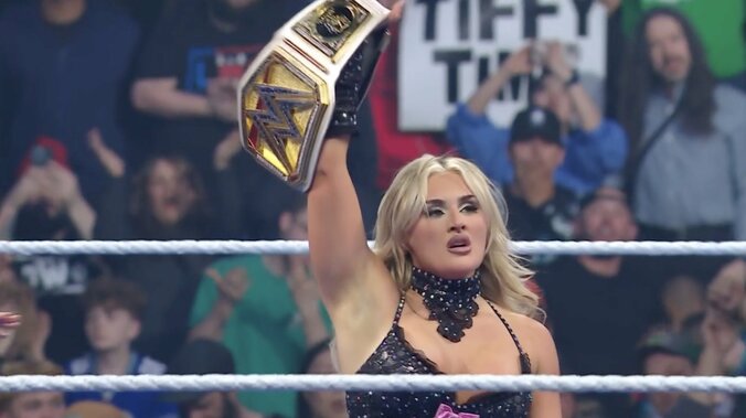 貫禄勝ちのティファニー・ストラットン