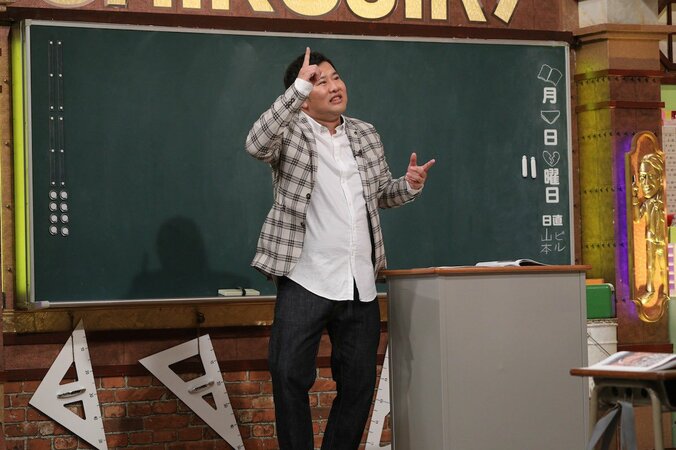 とにかく明るい安村、なぜ日本国民は“不倫”を許さない？　『しくじり先生』で考察授業を開講！ 2枚目