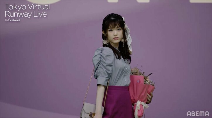 山下美月が画面越しに届けたキュートな笑顔！ 乃木坂46が史上初の『TVRL』で美の競演