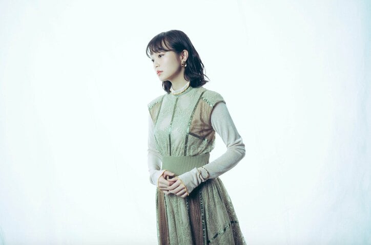 映画『架空OL日記』夏帆×佐藤玲インタビュー “女装”にならないバカリズムのOL役は「性を感じさせない行動、言葉選び、いろんな計算がある」