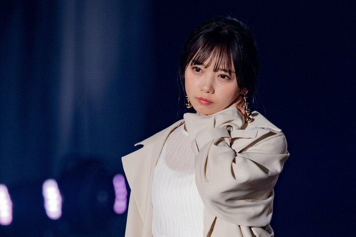 小坂菜緒が美しいうなじを披露！ 日向坂46ファッション誌専属モデル7名が『TGC』に集結