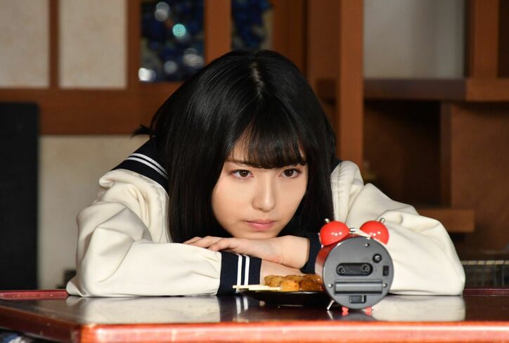 浜辺美波、作り上げた魅力溢れるヒロイン像『アリバイ崩し承ります』インタビュー