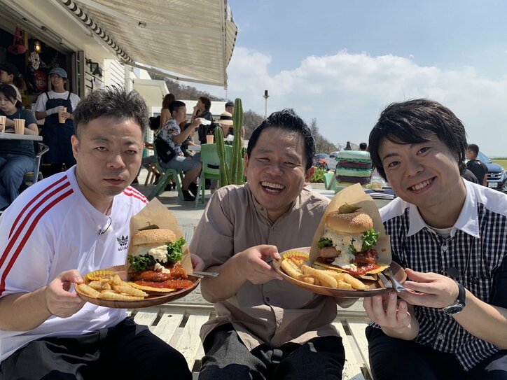 岸明日香＆葉月あやが悩殺水着姿を披露で、ダイアン＆ライス大興奮！『芸能人有給トラベル～沖縄で全力！ウチトケ癒し旅！～』