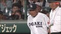 「それが高校生に対する指導者の姿勢」79歳・阪口監督、夏の甲子園でも立ったまま指揮