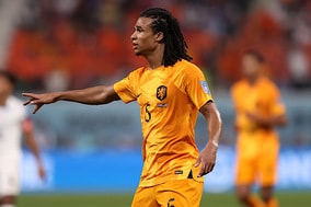 メッシ以外も要注意！　DFアケ、同僚FWアルバレスの怖さ語る「フィニッシュが上手い」