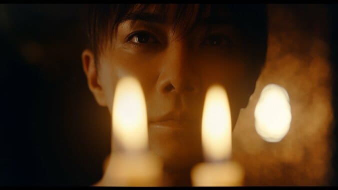 【写真・画像】義父と母の痴態を見せつけられ、腕には根性焼き…成宮寛貴演じる“殺人鬼夫”の壮絶な幼少期が明らかに　1枚目