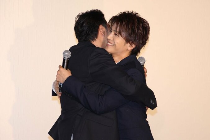 岩田剛典、水中で脱ぐシーンの撮影秘話を披露「下を脱ぐところまでワンカットで…」 4枚目