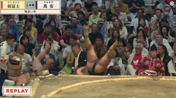 犬神家“W逆さ足”が出現…実際の様子