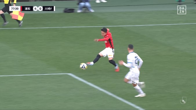 “2428日ぶりのアシスト”浦和FW安部裕葵が「やっぱり天才」「奇跡の復活」完璧クロスにファン喝采「軌道に痺れた」 3枚目