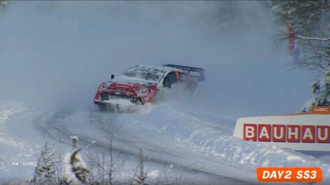 【写真・画像】世界ラリー、32歳日本人が30m超大ジャンプ！ 34年ぶりVならずも乾坤一擲…目には「悔し涙」「よくやった」感動やまず　1枚目