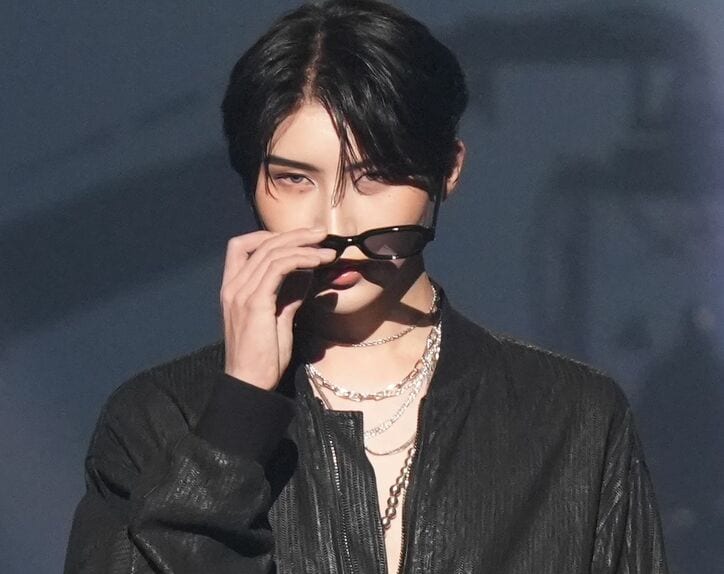 【写真・画像】“整形級メイク”が話題のGYUTAE、身長183センチ抜群スタイルに悲鳴にも似た大歓声！ サングラスを外す姿に「かっけー！」の声　1枚目