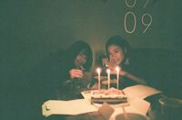 有村架純、“いつ恋”メンバーに誕生日を祝福され「仲良し最強3人組」「素敵です」の声