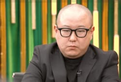 “獲得賞金13億超”ニコニコポーカーおじさんの“ガチ顔”が怖すぎる…旧知のライバルの異変を察知で“豹変”の瞬間