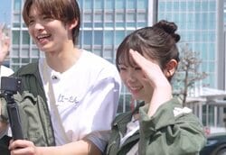 SNSで大人気の美男美女高校生カップルにJKたちが大興奮！可愛すぎる2人に「みんな『今日好き』観てます！」