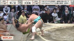 行司泣かせレベルは最高難度？死に体なのか、勇み足なのか もつれ合う力士にファン「これはどうだ」「ムズすぎる」