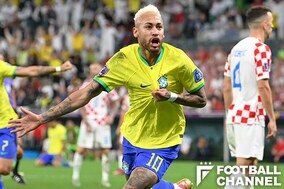 中央からぶち破った！ ネイマールのゴールが凄い！ 相手ディフェンス網を崩した華麗な連係