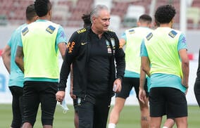 あす日本戦のブラジル指揮官「重要な試合」　同席の元Jリーガーコーチも選手名出して展望