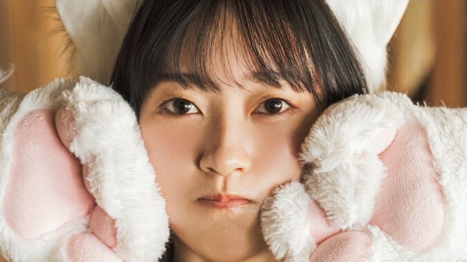 【写真・画像】“ミスSPA！2025”三木優彩、しなやかボディで表現する“猫グラビア” 『週刊SPA！』　1枚目