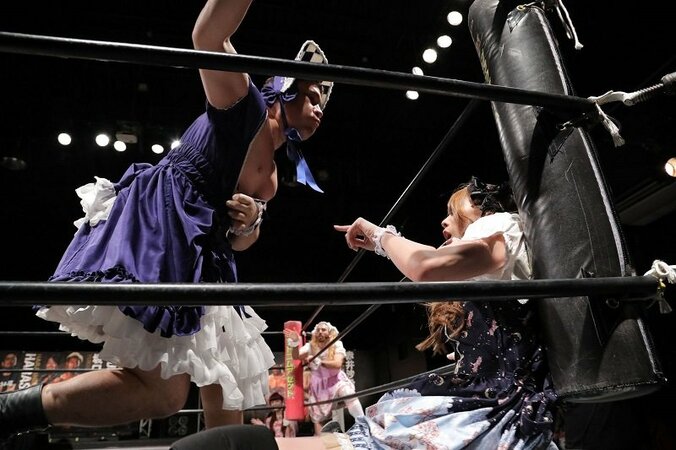 「ゴシック・アンド・ロリータ・タッグデスマッチ」とは一体！？DDTマットで異色すぎる融合 3枚目