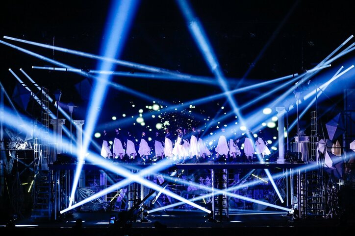 櫻坂46、12月9日の1stシングル『Nobody’s fault』リリースに先駆けて “約束の地”でデビューカウントダウンライブにて初のライブパフォーマンス!!