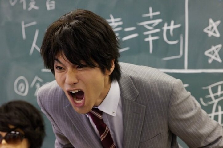 視聴者絶賛の山田裕貴演じる頼田朝日の次なる授業とは？『先生を消す方程式。』フライングドラマ第2話