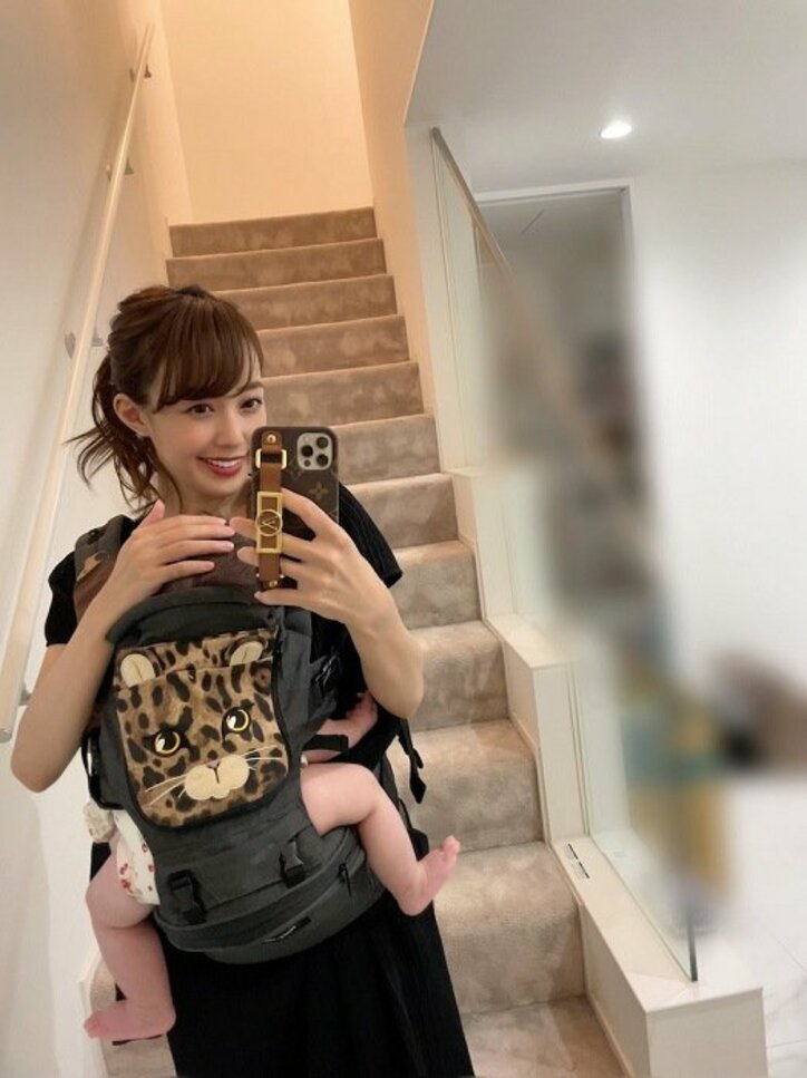 川崎希、大活躍なD＆Gの抱っこ紐を紹介「抱っこしないと泣いちゃう」