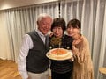 あいのり・桃、母親の誕生日にケーキを手作り「可愛いお母さん、おめでとう」