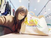 スザンヌ『息子の作品でオリジナルバック作ったよ♡』