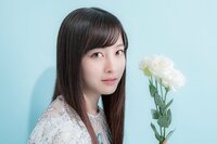 Ameba Official Press『橋本環奈インタビュー 小栗旬から"1000年に1人"ネタ無茶振りで「コメディ力を鍛えられた」』
