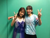 大原櫻子”国歌独唱”後に吉岡里帆と2ショット撮影「緊張したねぇ」