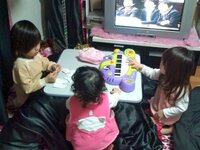 日菜あこ『約10年前のこども達をみて「後悔」』