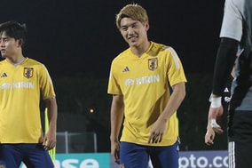 【W杯】堂安律が落選の原口元気から受け取った「運」　背番号8に込めた思いとは？