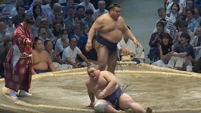 【写真・画像】「今、この顔を見たら…」横綱・大の里、“今日は引かない”連敗阻止でカメラが捉えた表情に注目「これが人間。顔にも出ます」 1枚目