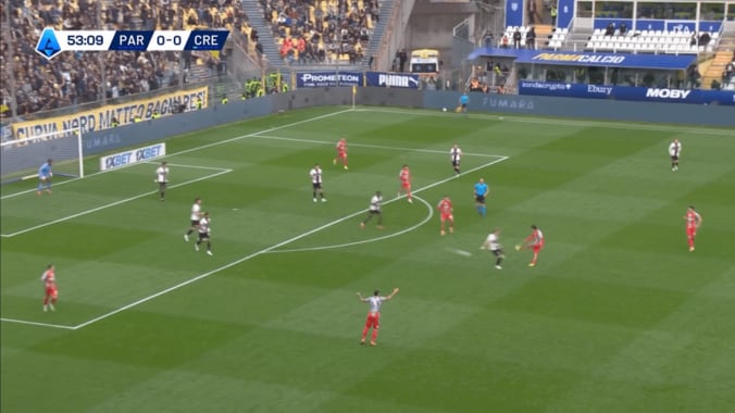 「漫画みたいな軌道」鈴木彩艶が“急加速イーグルショット失点”で唖然…「どんなGKでも無理」「松山光くんだ」ファンが驚愕＆同情 4枚目