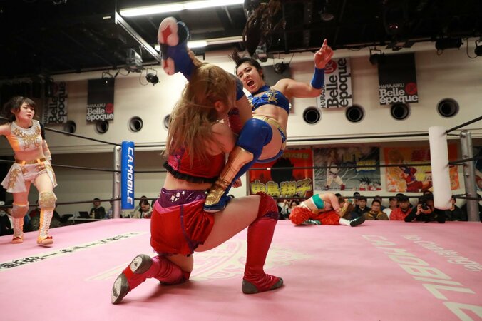 “筋肉アイドル”才木玲佳、小橋マリカと再びタッグ王座挑戦表明　「これはマリカがくれたチャンス」 3枚目