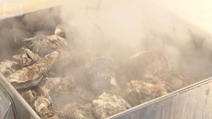 3連休ご当地グルメ求め大行列 熱々カキ汁に北海道の味覚集結 物価高もプチぜいたく